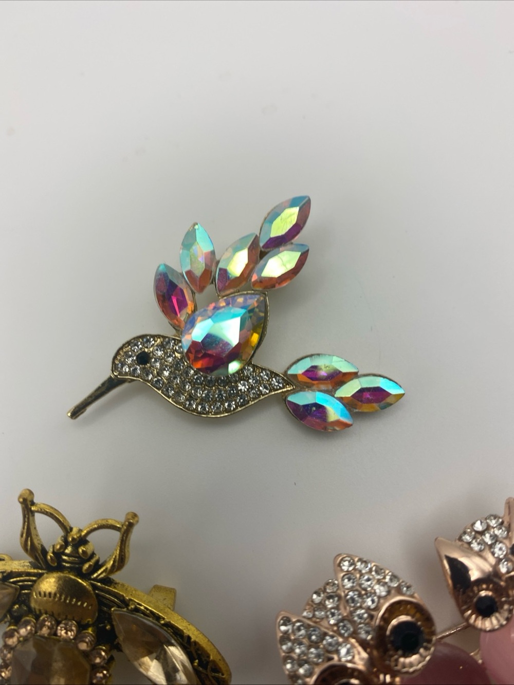 Pink Owl, Iridescent Hummingbird & Gold Bee Brooch Set - Picture 5 of 6